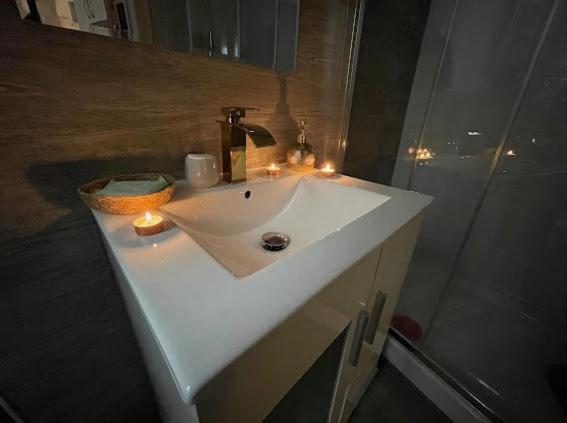 Estudio Plaza Neptuno Madrid Ngoại thất bức ảnh